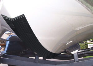 KEELSHIELD KÖLISUOJA 7', MUSTA